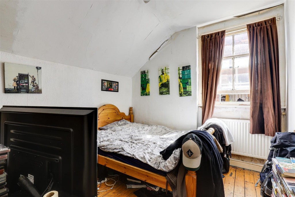 Trent Boulevard, West Bridgford, Nottinghamshire, NG2 5BB