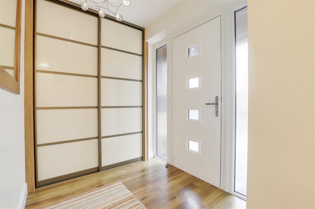Raeburn Drive, Toton, Nottinghamshire, NG9 6LF