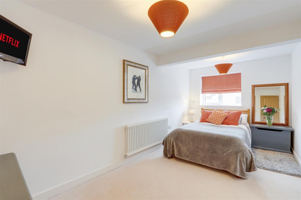 Raeburn Drive, Toton, Nottinghamshire, NG9 6LF