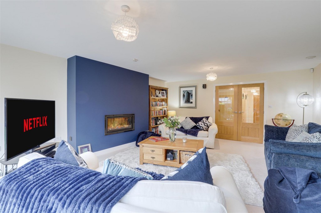 Raeburn Drive, Toton, Nottinghamshire, NG9 6LF