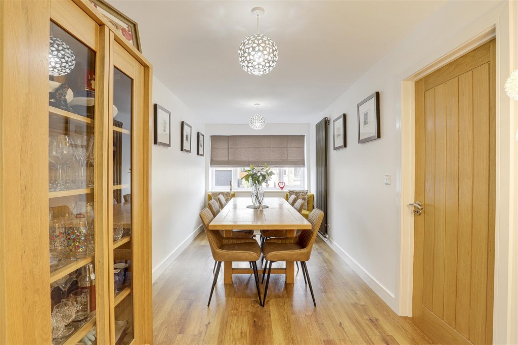 Raeburn Drive, Toton, Nottinghamshire, NG9 6LF