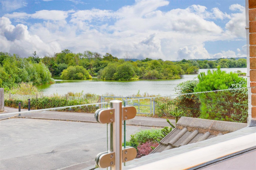 St. Marys Close, Attenborough, Nottinghamshire, NG9 6AT