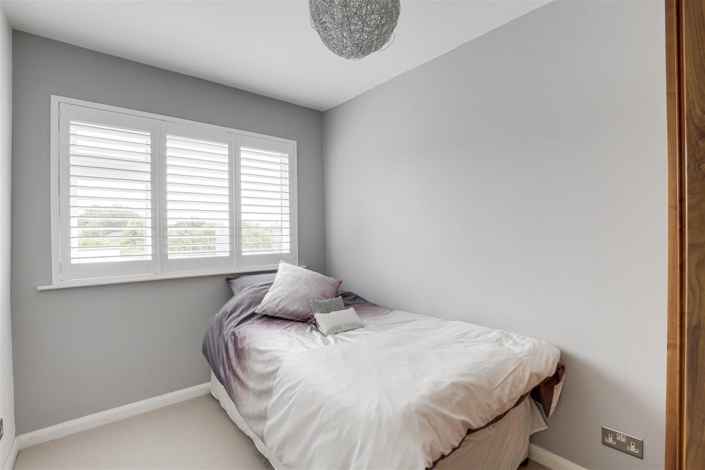 St. Marys Close, Attenborough, Nottinghamshire, NG9 6AT