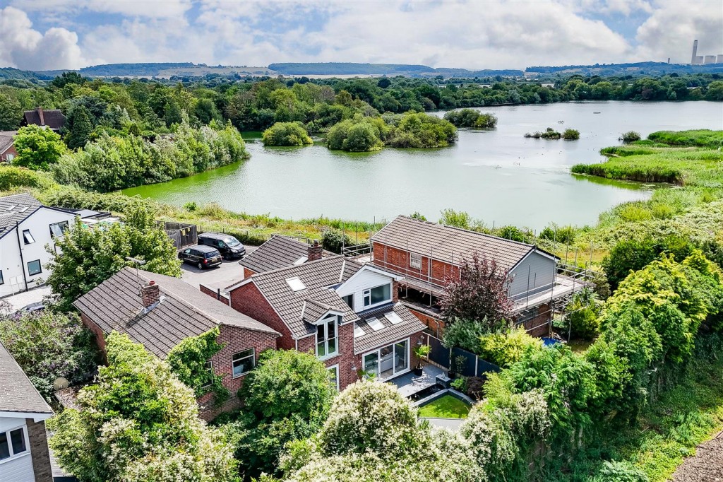 St. Marys Close, Attenborough, Nottinghamshire, NG9 6AT