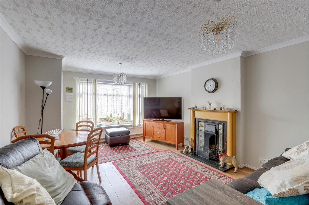 Walesby Crescent, Aspley, Nottinghamshire, NG8 3NJ