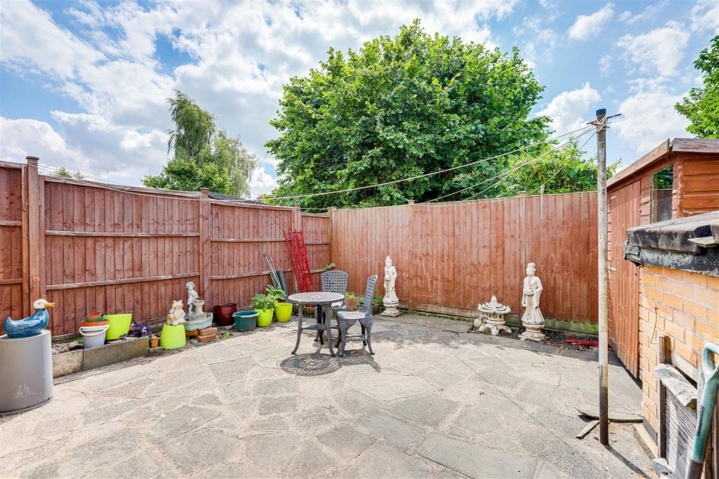 Walesby Crescent, Aspley, Nottinghamshire, NG8 3NJ