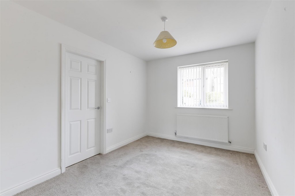 Cross Street, Arnold, Nottinghamshire, NG5 7AT