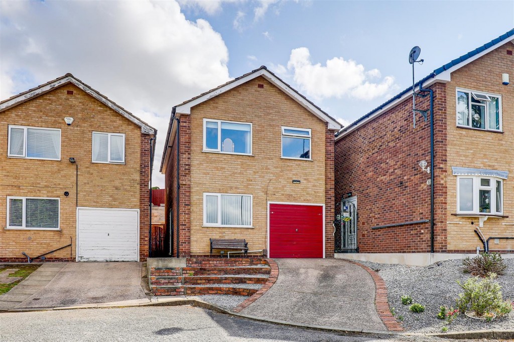 Bowland Close, Carlton, Nottinghamshire, NG3 7BA