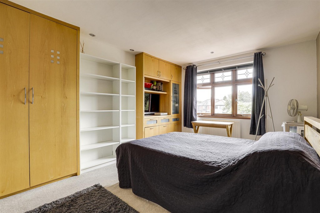 Davies Road, West Bridgford, Nottinghamshire, NG2 5HY