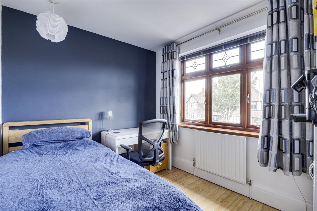 Davies Road, West Bridgford, Nottinghamshire, NG2 5HY