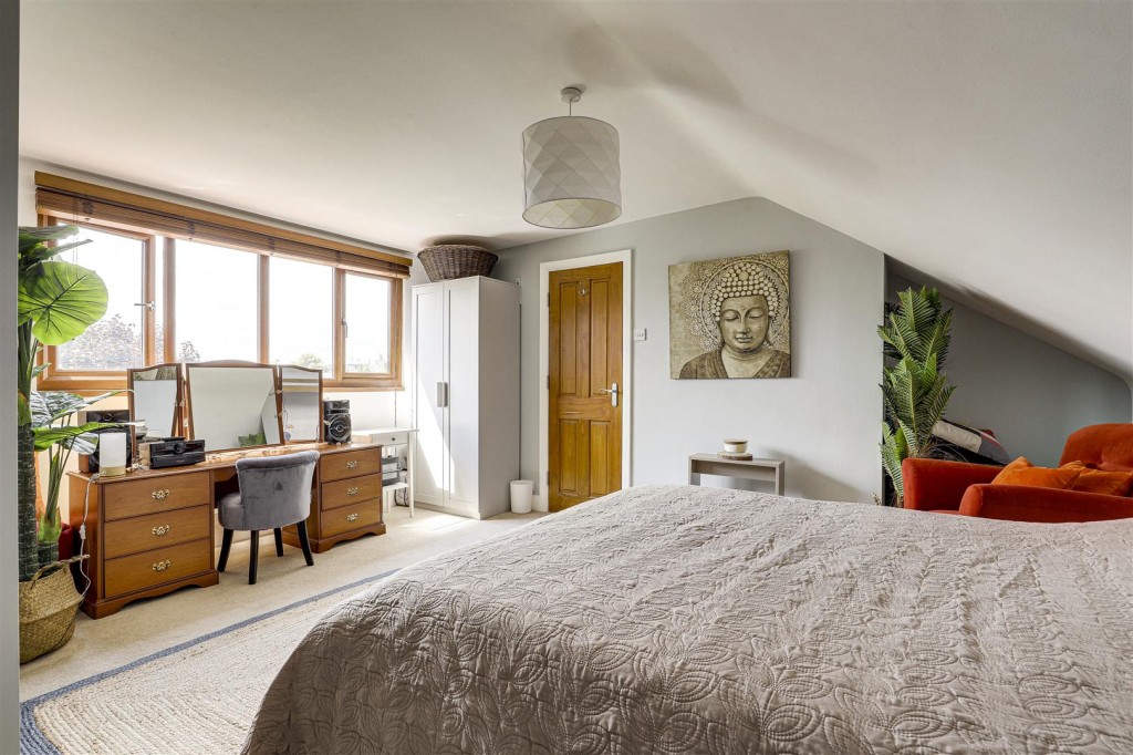 Davies Road, West Bridgford, Nottinghamshire, NG2 5HY