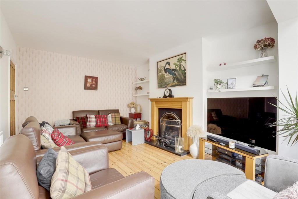 Davies Road, West Bridgford, Nottinghamshire, NG2 5HY
