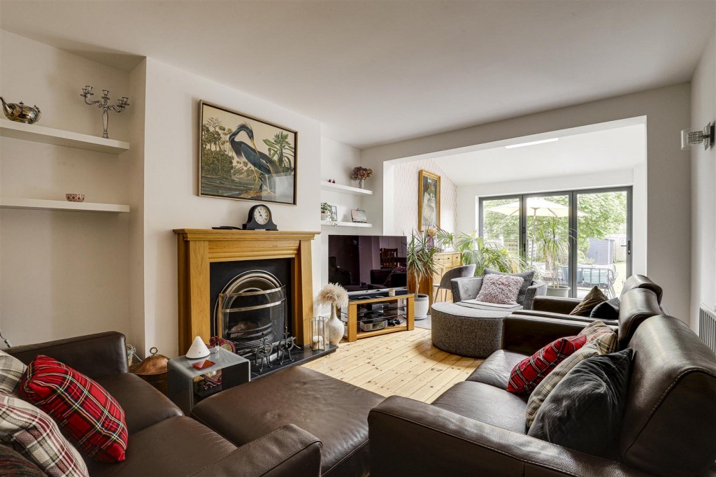 Davies Road, West Bridgford, Nottinghamshire, NG2 5HY