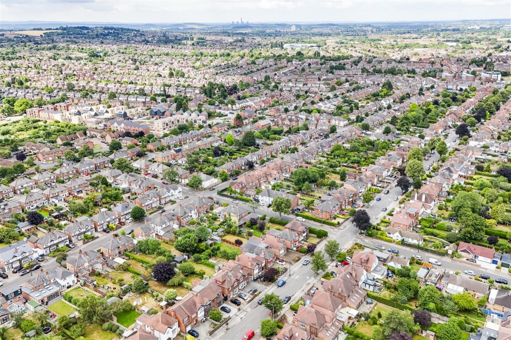 Davies Road, West Bridgford, Nottinghamshire, NG2 5HY
