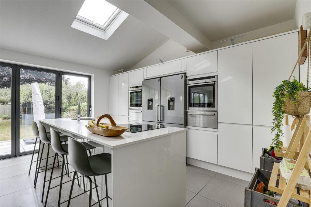 Davies Road, West Bridgford, Nottinghamshire, NG2 5HY