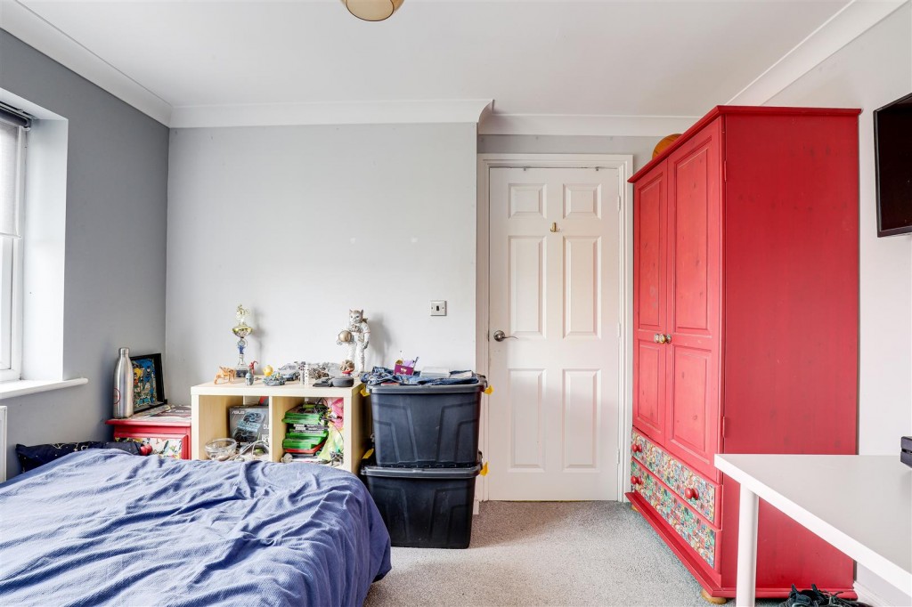 Broad Valley Drive, Bestwood Village, Nottinghamshire, NF6 8XA