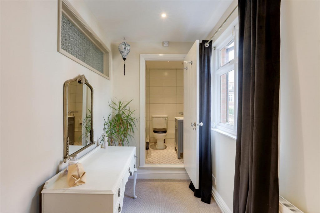 Ebers Road, Mapperley Park, Nottinghamshire, NG3 5DY