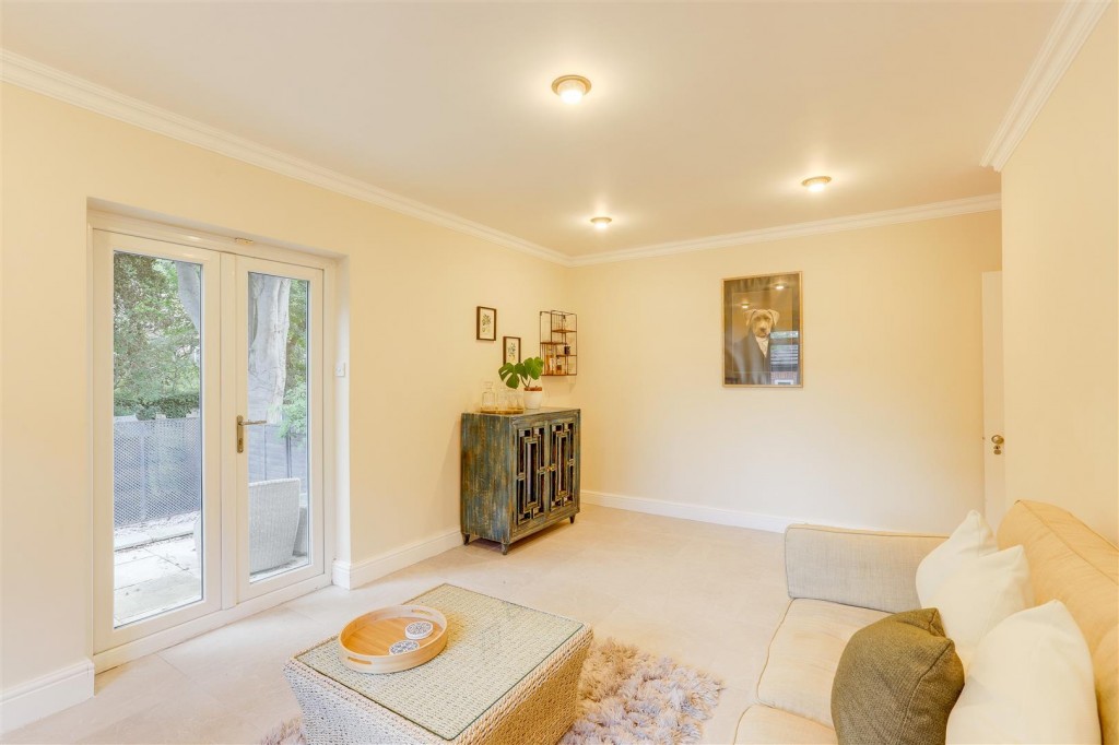 Ebers Road, Mapperley Park, Nottinghamshire, NG3 5DY