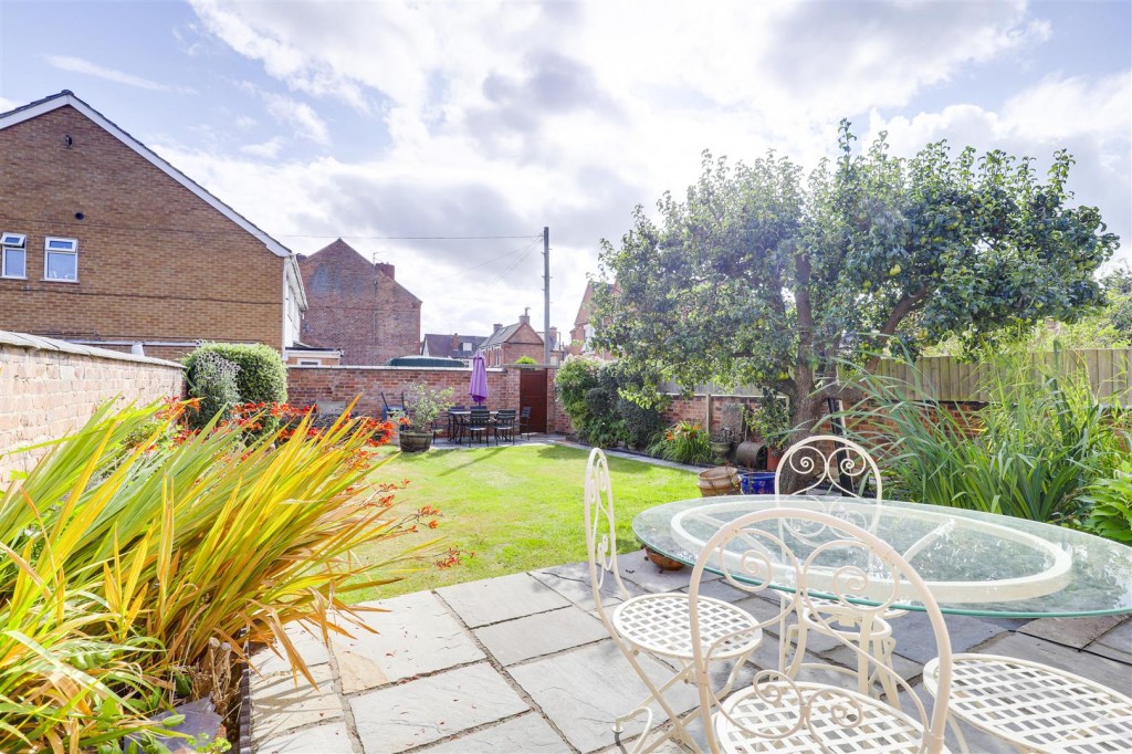 Breedon Street, Long Eaton, Nottinghamshire, NG10 4FF