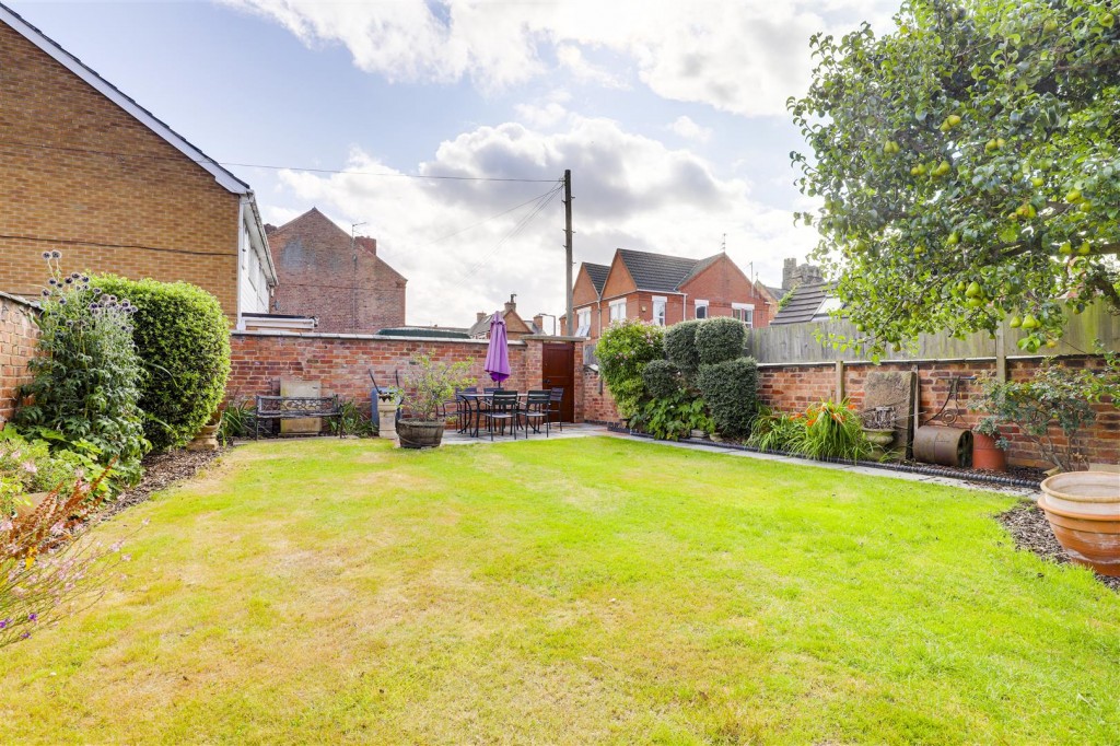 Breedon Street, Long Eaton, Nottinghamshire, NG10 4FF