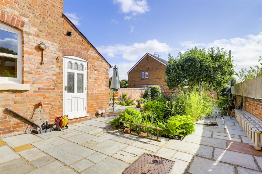 Breedon Street, Long Eaton, Nottinghamshire, NG10 4FF