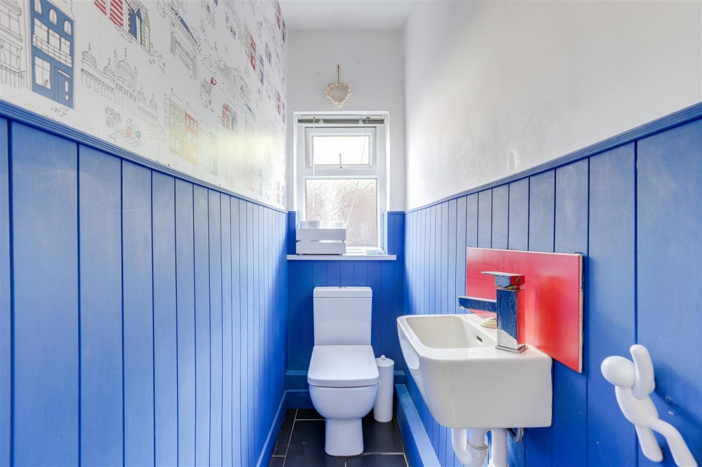 Westdale Lane, Mapperley, Nottinghamshire, NG3 6ER