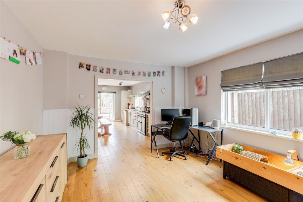 Westdale Lane, Mapperley, Nottinghamshire, NG3 6ER