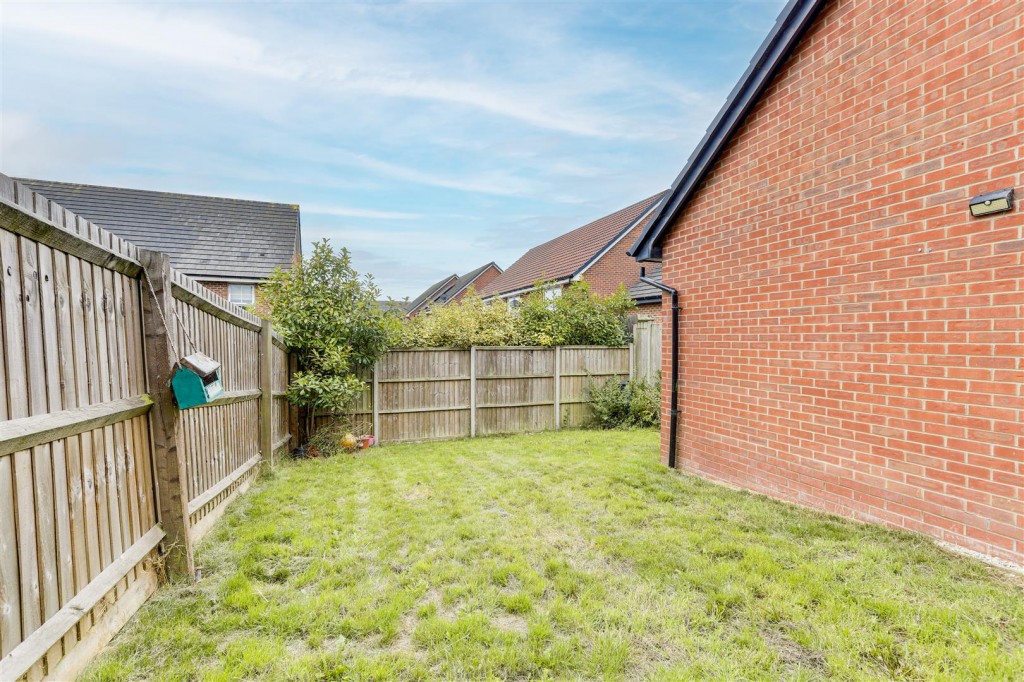 Chatterley Parkway, Bilborough, Nottinghamshire, NG8 6BF