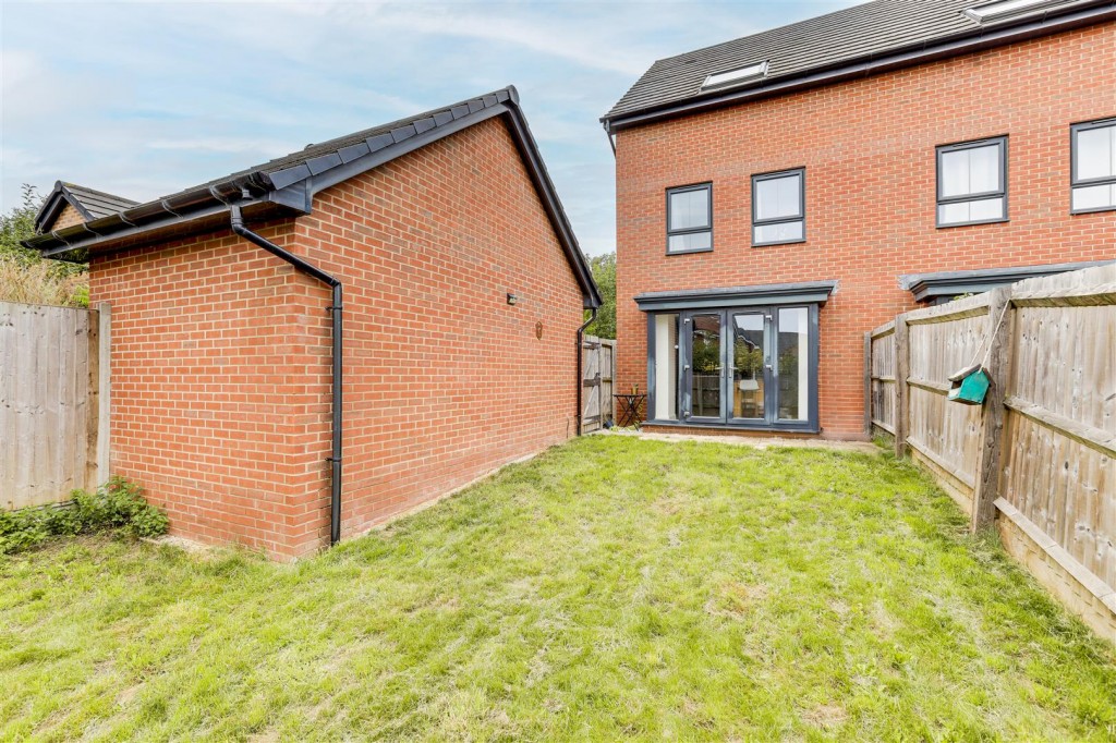 Chatterley Parkway, Bilborough, Nottinghamshire, NG8 6BF