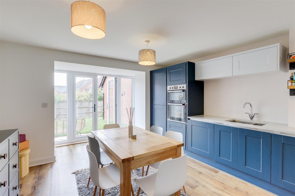 Chatterley Parkway, Bilborough, Nottinghamshire, NG8 6BF