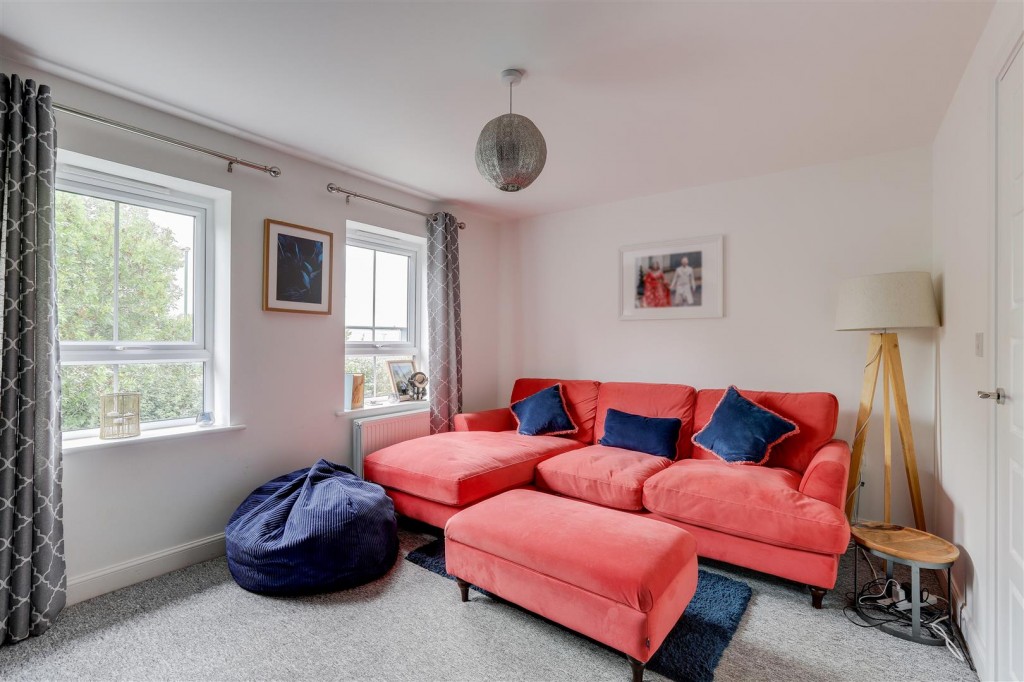 Chatterley Parkway, Bilborough, Nottinghamshire, NG8 6BF