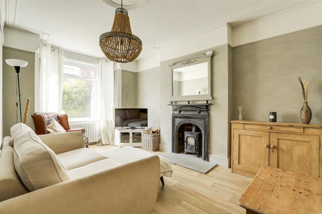 Church Drive, Carrington, Nottinghamshire, NG5 2BA