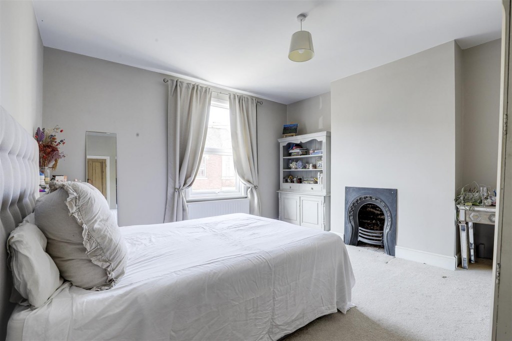 Church Drive, Carrington, Nottinghamshire, NG5 2BA