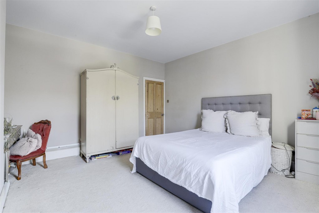Church Drive, Carrington, Nottinghamshire, NG5 2BA