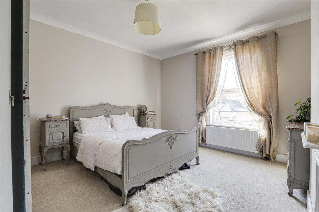 Church Drive, Carrington, Nottinghamshire, NG5 2BA