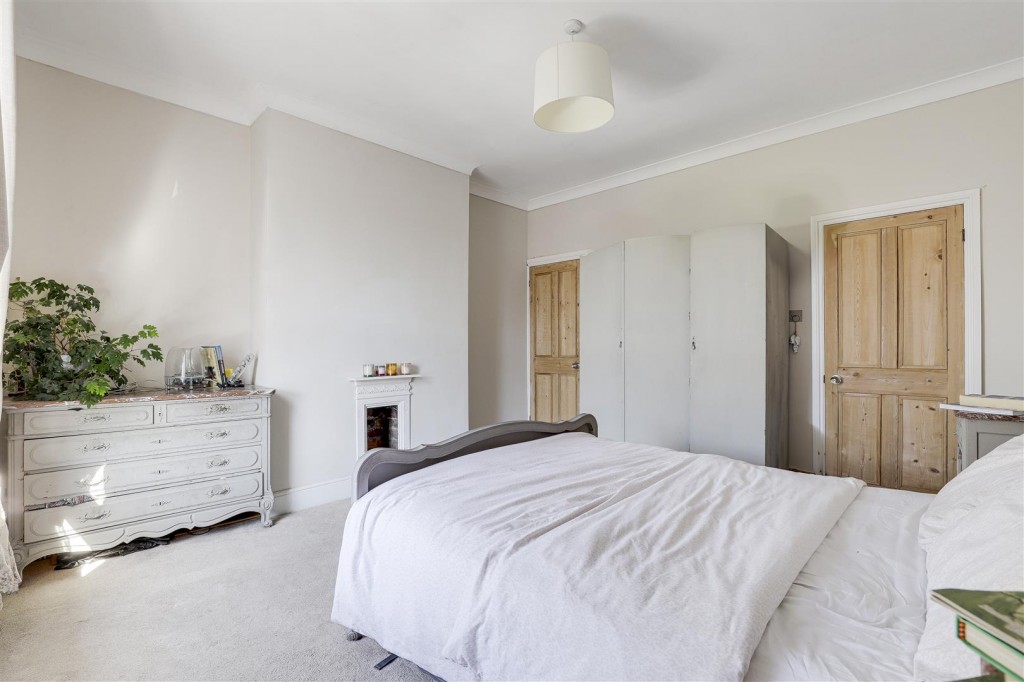 Church Drive, Carrington, Nottinghamshire, NG5 2BA