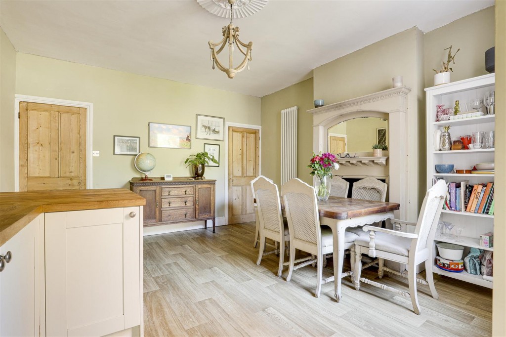 Church Drive, Carrington, Nottinghamshire, NG5 2BA