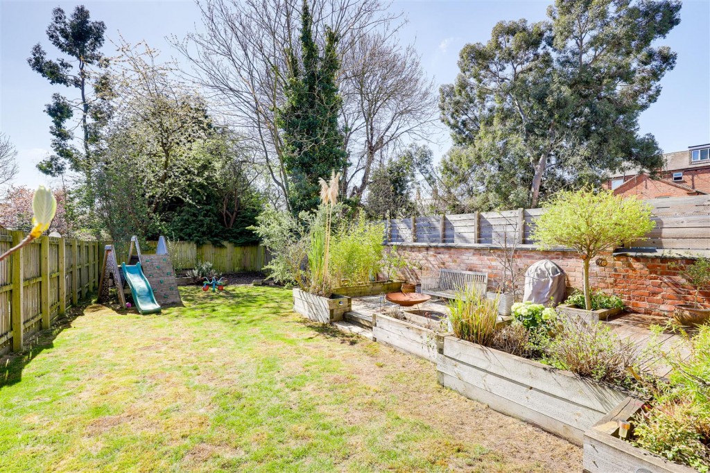 Millicent Road, West Bridgford, Nottinghamshire, NG2 7LD