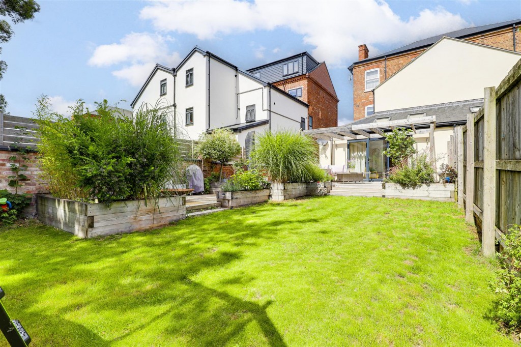 Millicent Road, West Bridgford, Nottinghamshire, NG2 7LD