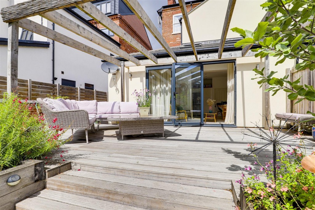 Millicent Road, West Bridgford, Nottinghamshire, NG2 7LD