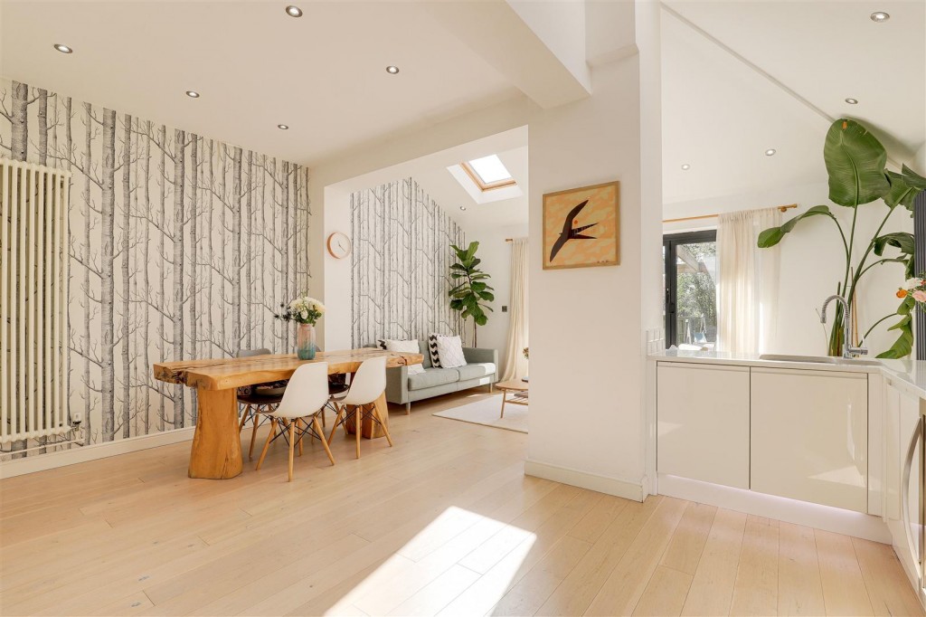 Millicent Road, West Bridgford, Nottinghamshire, NG2 7LD