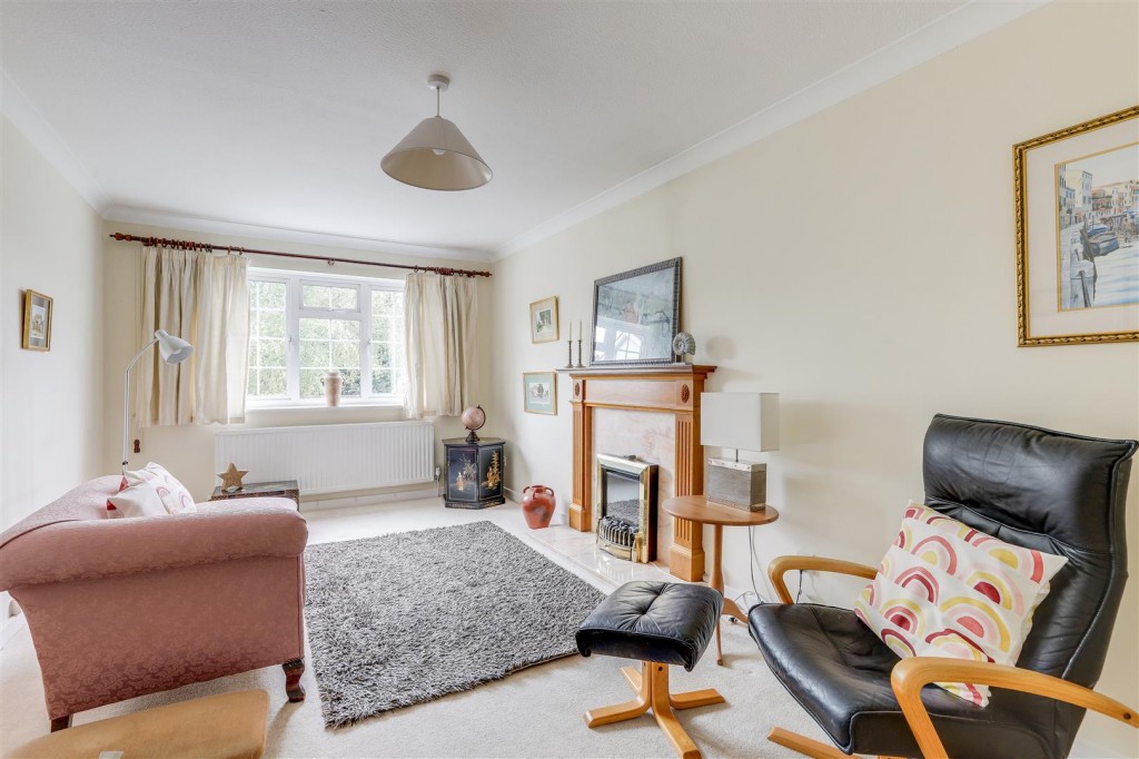 Radcliffe Road, West Bridgford, Nottinghamshire, NG2 5HE