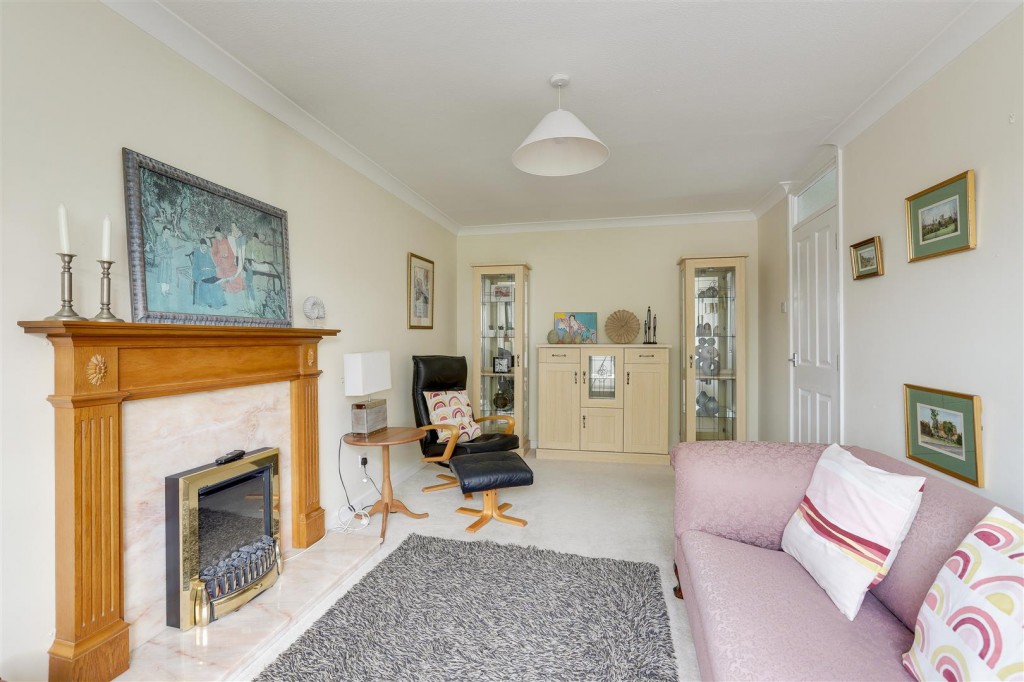 Radcliffe Road, West Bridgford, Nottinghamshire, NG2 5HE