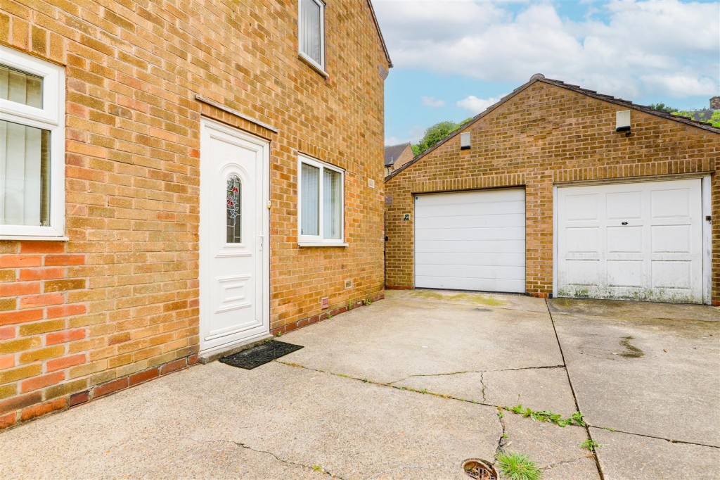 Fairlight Way, Nottingham, Nottinghamshire, NG5 5SZ
