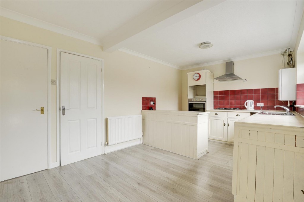 Plumtree Court, Plumtree, Nottinghamshire, NG12 5NQ
