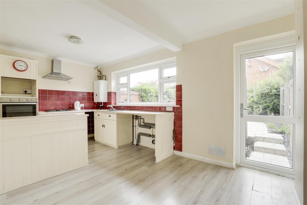 Plumtree Court, Plumtree, Nottinghamshire, NG12 5NQ