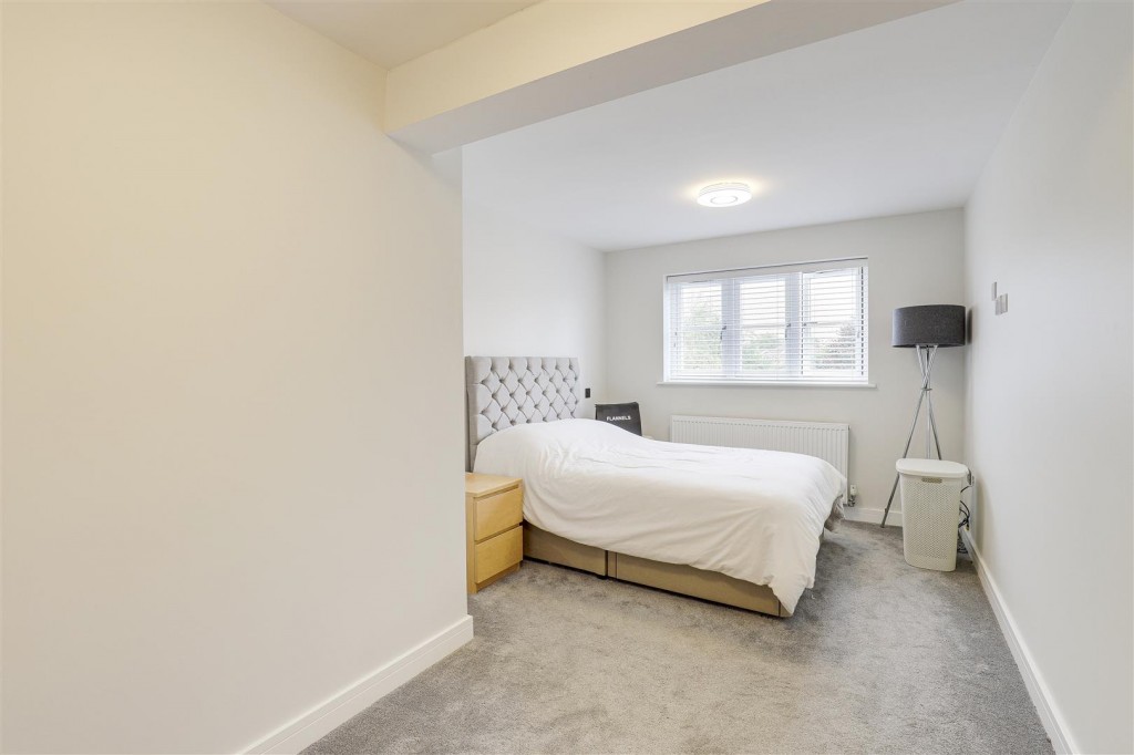 Dovedale Avenue, Long Eaton, Derbyshire, NG10 3HN
