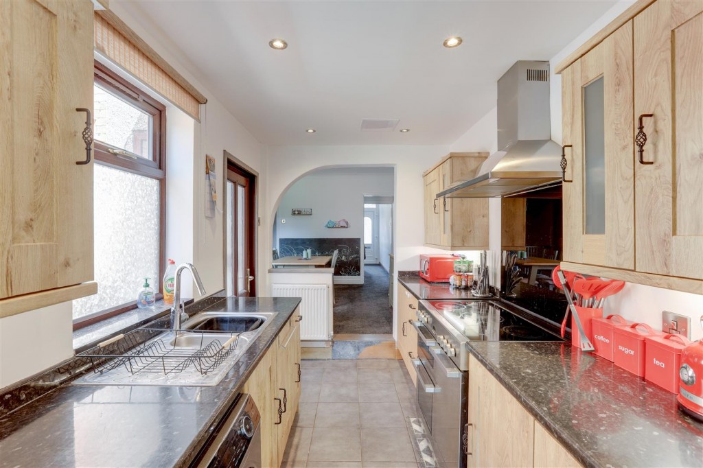 St. Johns Avenue, Kirkby-In-Ashfield, Nottinghamshire, NG17 7EG