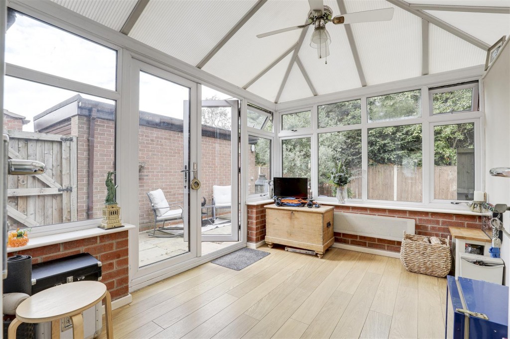 Ramblers Close, Colwick, Nottinghamshire, NG4 2DN