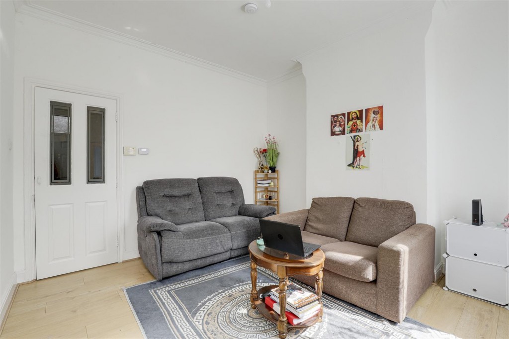 Rosetta Road, New Basford, Nottinghamshire, NG7 7GG